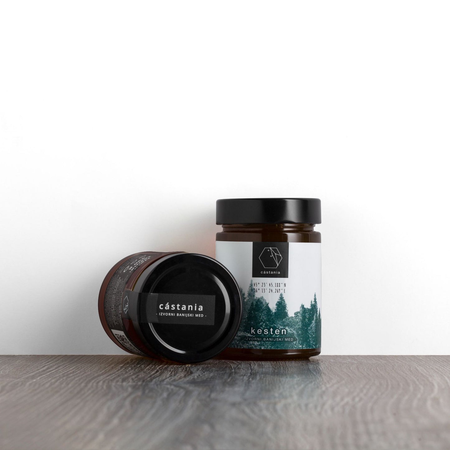 
                  
                    Premium kestenov med 440 g
                  
                
